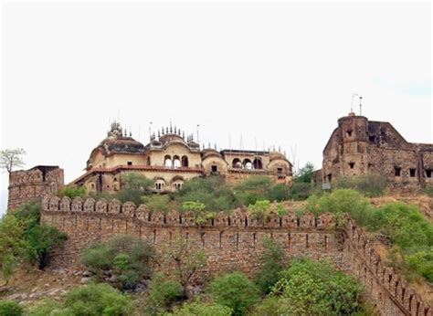 Bala Quila | Alwar Fort - A Beautiful Historical Tourist Place in Rajasthan