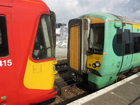 Class 377 377132 Eastborune Facing Up To A Gatwick Exp Flickr