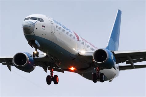 VQ BWG Boeing 738 Pobeda Aero New Thanks To The Heroe Flickr