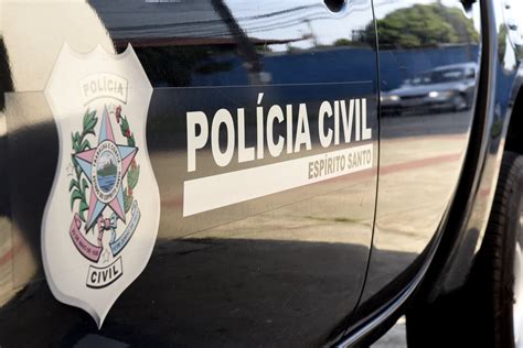 A Gazeta Homem Morto A Tiros Dentro De Carro Em Maria Ortiz Vit Ria