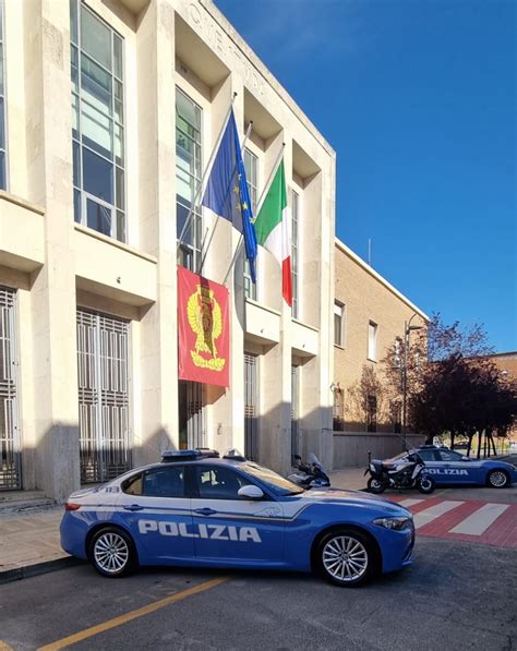 Latina Sequestrato Un Chilo Di Cocaina Arrestato Un 27enne