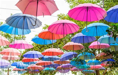 Colorful Umbrella Wallpaper 1332x850 64486 - Baltana