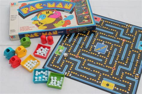 80s vintage Pac-Man board game w/ plastic Pac pieces & marbles