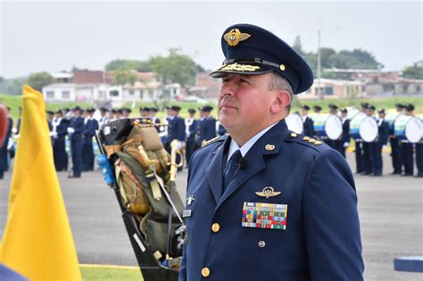 Nuevo Comandante De La Fuerza Aérea Colombiana Reconoció Y Tomó Mando