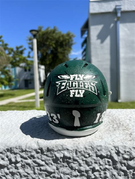 CUSTOM Mini Football Helmet (CHOOSE YOUR TEAM) – jsbthecreator.com