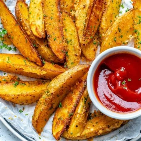 Parmesan Baked Potato Wedges - Healthy Fitness Meals