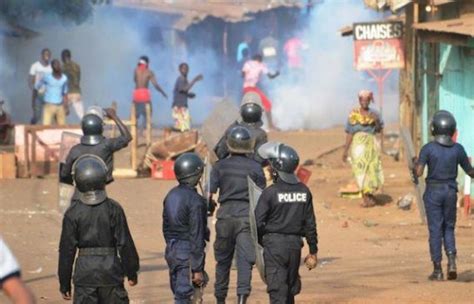 Urgent Violences à Conakry un policier tué à Wanindara Balai citoyen