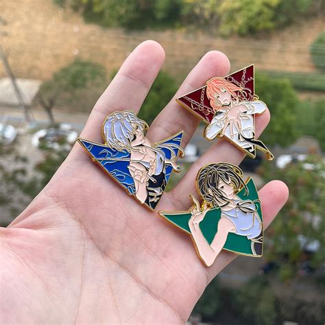 Chainsaw Man 'Makima | Devil Arc' Enamel Pin - Distinct Pins