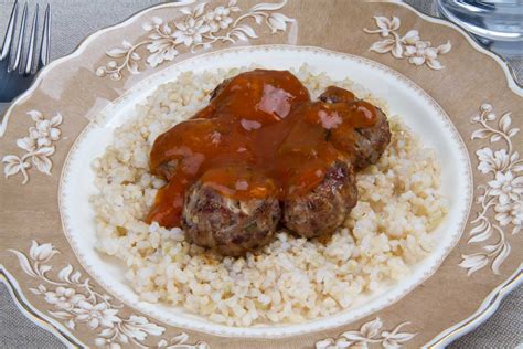 AlbÓndigas De Carne Con Arroz Simple Food