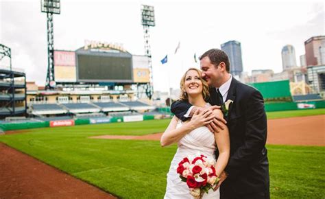 29 Of The Most Creative Baseball Wedding Ideas Weve Ever Seen