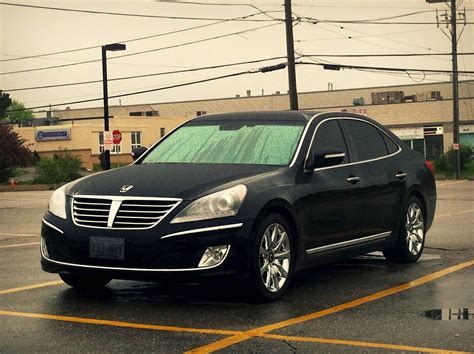 2011 Hyundai Equus Signature - Sedan 4.6L V8 auto