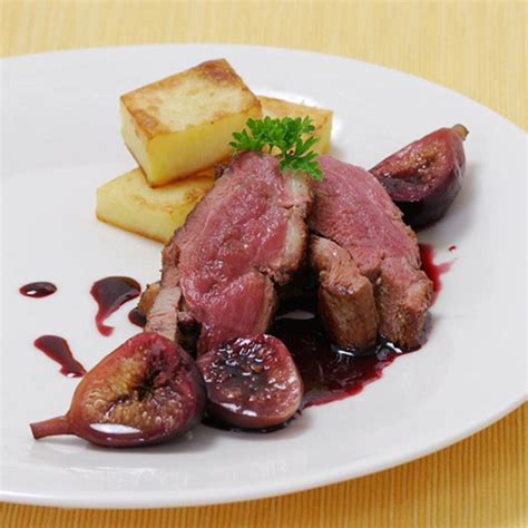 Duck Breast With Wine And Figs Recipe Gourmet Food Store