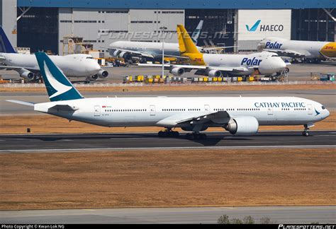 B KPQ Cathay Pacific Boeing 777 367 ER Photo By Kwan Lok NG ID