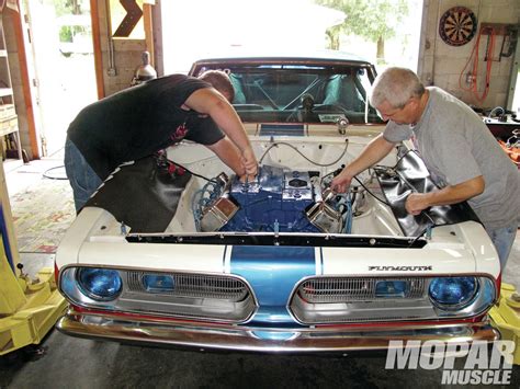 Super Stock Hemi Engine Build Rebuilding A Legend Part Two Mopar