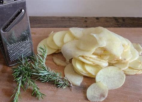 Homemade Italian Baked Potato Chips