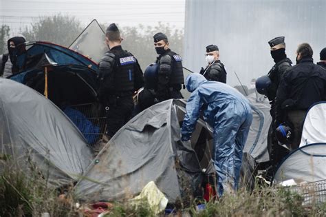 France Clears Uk Bound Migrant Camp Housing Refugees In Dunkirk