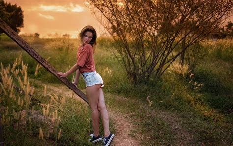 Wallpaper Blonde Jean Shorts Nature Women Outdoors 2880x1800