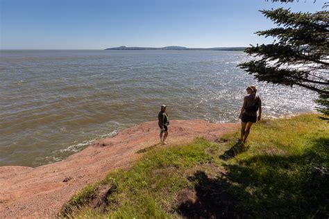 Hiking Nb St Martins Sea Caves Trail