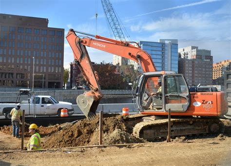 Us Economy Rebounds 211000 New Jobs Added In April