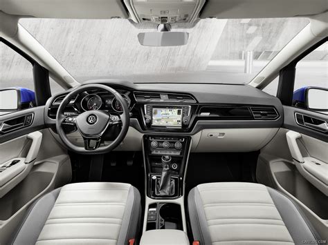 2016 Volkswagen Touran - Interior | HD Wallpaper #11 | 1920x1080