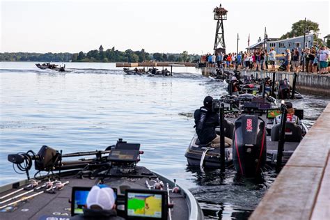 Pro Fishing Another Smallmouth Bonanza Expected At Bassmaster Elite