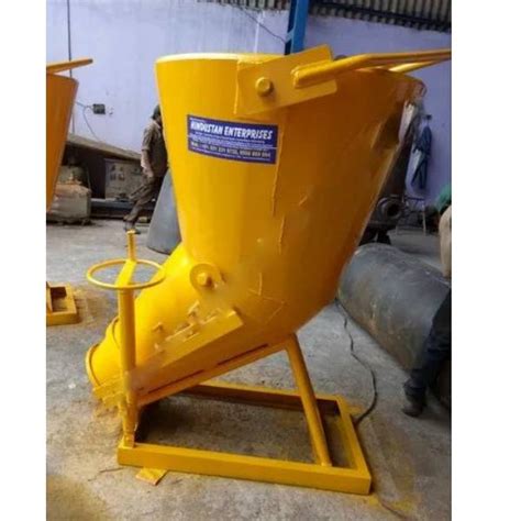 Column Filling Tower Crane Banana Concrete Bucket With Detachable Chute