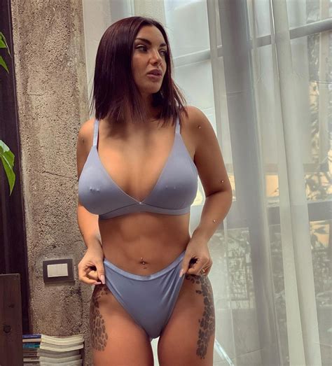 Elettra Lamborghini desnuda Fotos y Vídeos ImperiodeFamosas