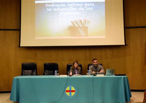 Escuela Universitaria Ceu De Magisterio Ambiente En El Aula Escuela