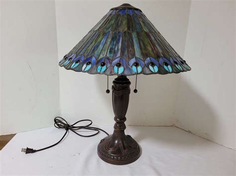 Lot 82 Stunning Stained Glass Table Lamp Brass Base Double Bulb Puget Sound Estate