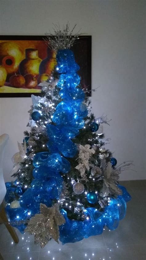 Arbolito De Navidad Azul 2018 Christmas Tree Decorating Themes