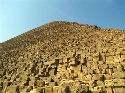 great pyramid  giza world wonders worldtopfinds