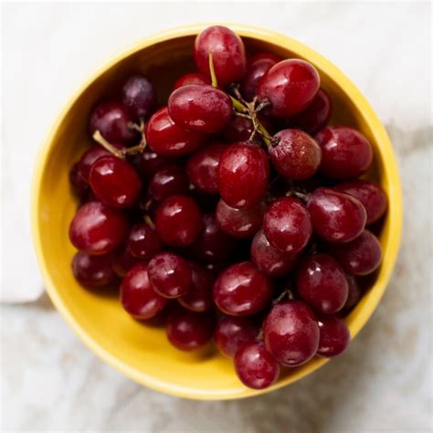 Premium Photo Top View Red Grapes In Bowl