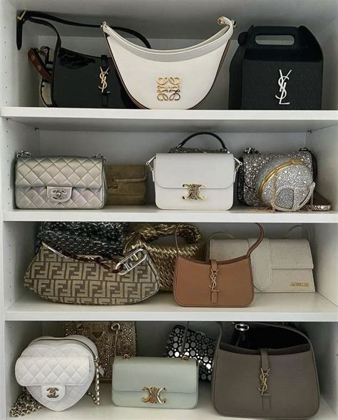 Pin By M O T U S On M A N I F E S T I N G Women S Bags By Shape