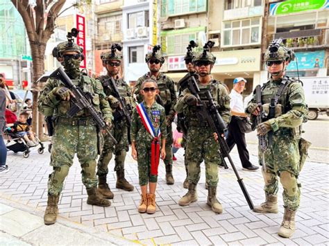 歡慶九三軍人節及並擴大國軍招募能量 新竹遠百與國軍攜手推出軍事多元體驗活動