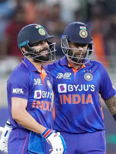 Asia Cup Virat Kohli Suryakumar Yadav Power India Into Super Four