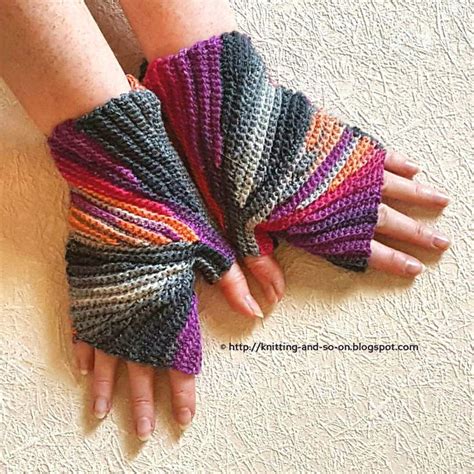 Sparkler Crochet Fingerless Mittens | FaveCrafts.com