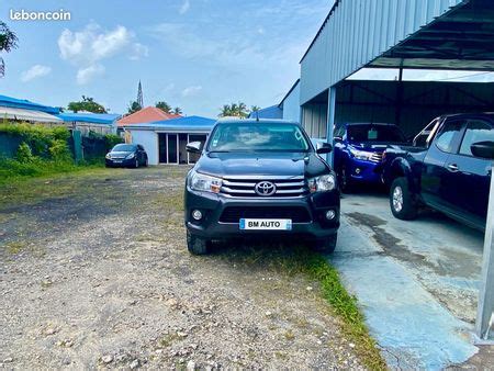 Toyota Hilux Toyota Hilux Extra Cabine Places Used The Parking