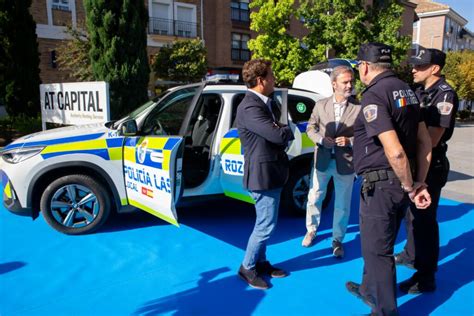 Autosa Realiza Una Nueva Entrega De Veh Culos Policiales Para La