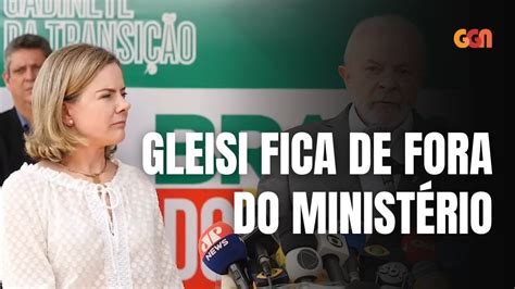 Gleisi Hoffmann fica fora do Ministério de Lula e deve continuar na