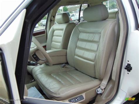 1996 Cadillac DeVille Sedan Interior Photos | GTCarLot.com