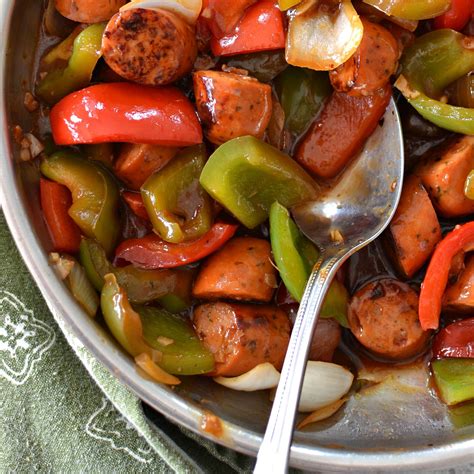 Skillet Sausage and Peppers | RecipeLion.com