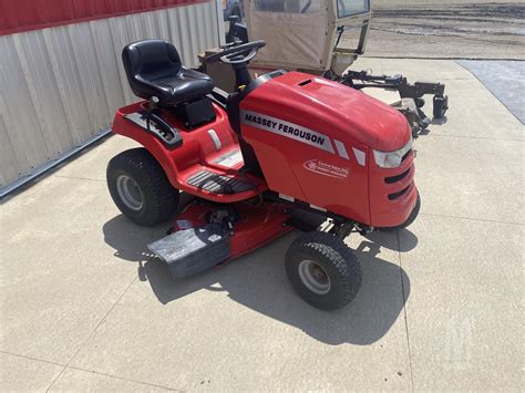 Massey Ferguson Riding Lawn Mowers For Sale 9 Listings Nz Page 1 Of 1