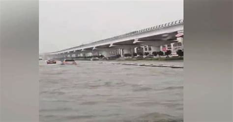 Flooding Heavy Rain Briefly Halt Operations At Dubai International Airport