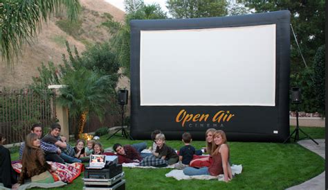 Buying Guide: Best Outdoor Projector Screen » Screen Advice