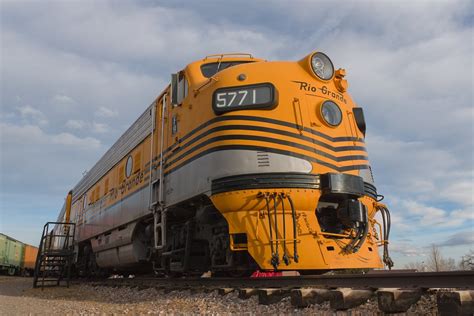 Emd F9 Diesel Locomotive That Served The Dandrgw Railroad C… Flickr