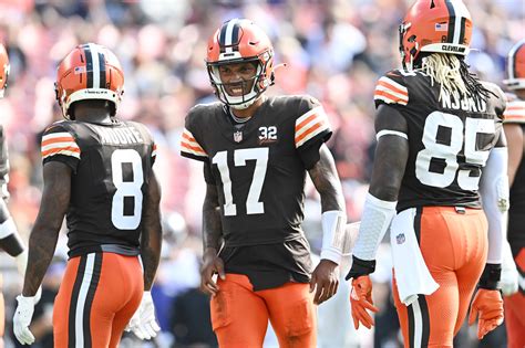 NFL Reporter Notes 1 Browns Issue During Ravens Game