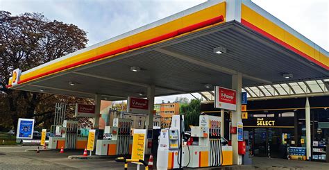 Ta promocja na diesel i benzynę potrwa do odwołania Jak zatankować ze