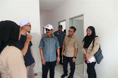 Lembaga Perumahan Dan Hartanah Perak LPHP MAJLIS SERAH KUNCI RUMAH