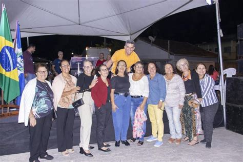 PIÚMA Prefeitura entrega nova praça no bairro Tamarindo