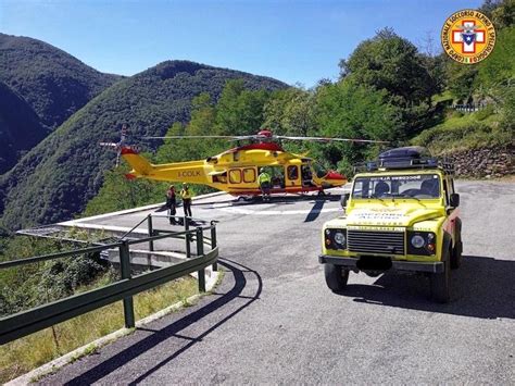 Lecco Giornata Nera Sui Sentieri In Montagna Un Morto E Quattro Feriti